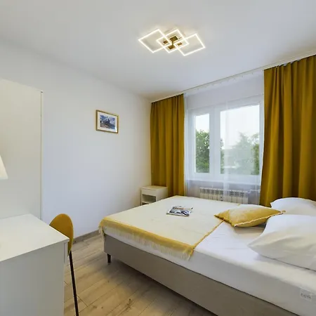 Przytulny Apartament Z Parkingiem Blisko Morza W Gdyni By Noclegi Renters Gdynia Exterior photo