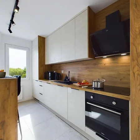 Przytulny Apartament Z Parkingiem Blisko Morza W Gdyni By Noclegi Renters Gdynia Exterior photo